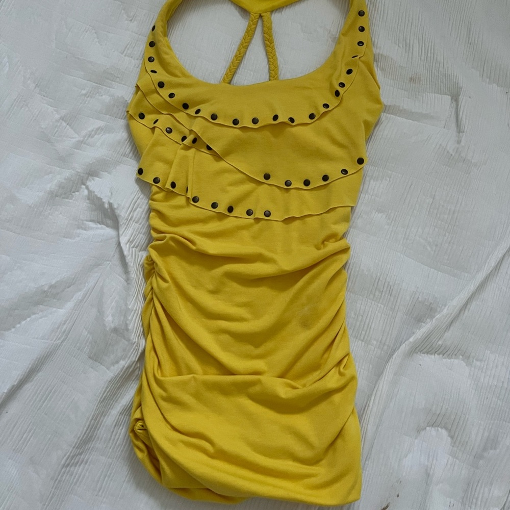 Yellow top